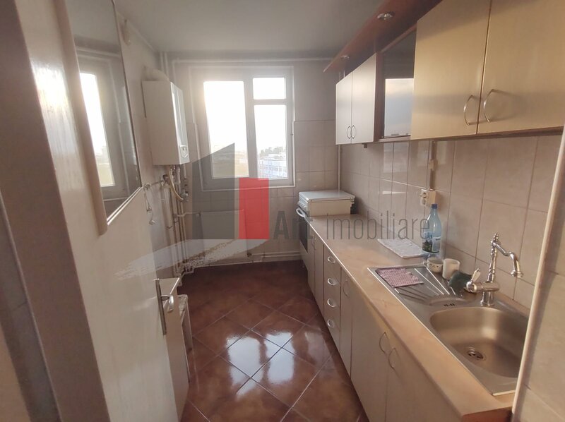 Bd. Obregia - Fantana Florilor vanzare apartament 3 camere cu centrala