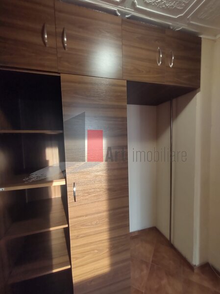 Bd. Obregia - Fantana Florilor vanzare apartament 3 camere cu centrala