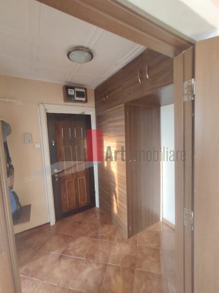 Bd. Obregia - Fantana Florilor vanzare apartament 3 camere cu centrala
