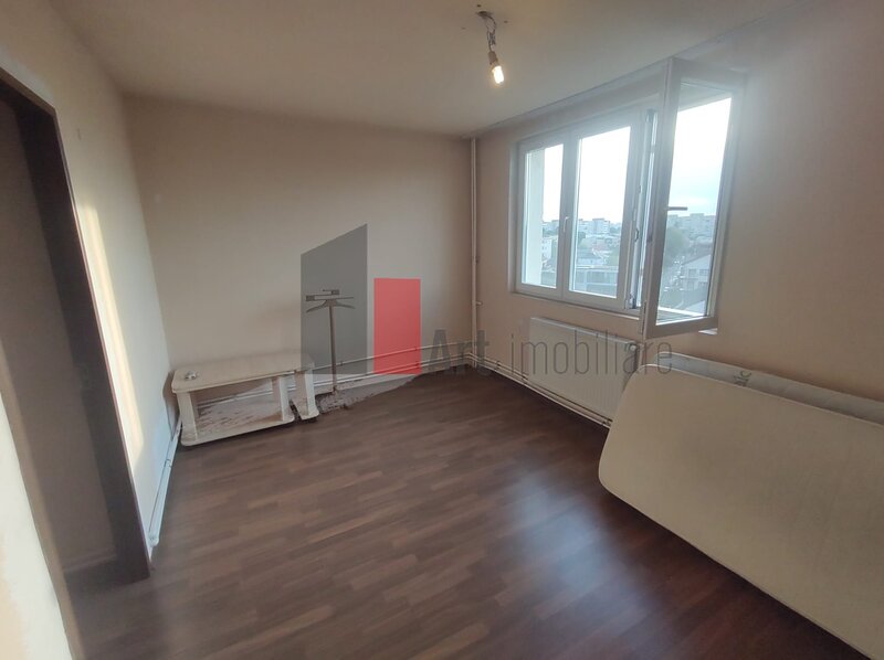 Bd. Obregia - Fantana Florilor vanzare apartament 3 camere cu centrala